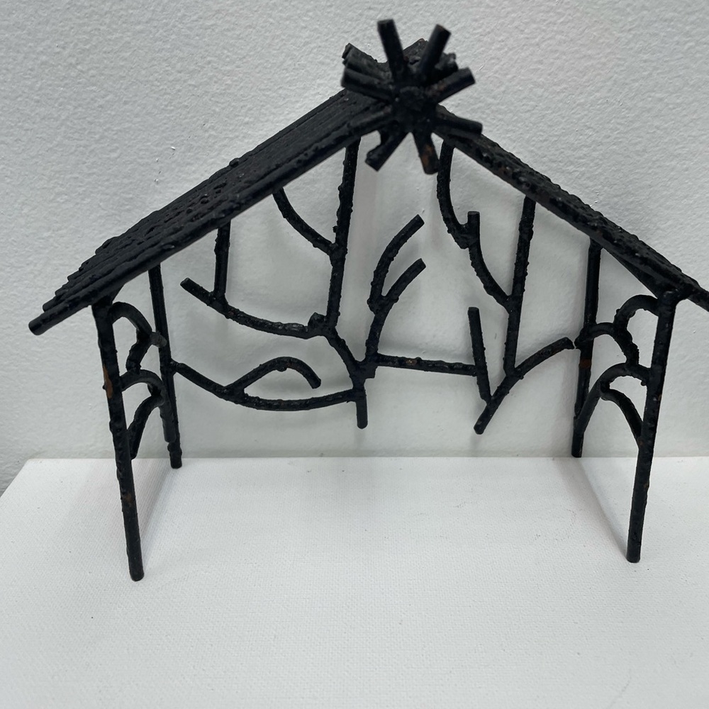 Black Wrought Iron Manger 5"Tall x 8"Wide